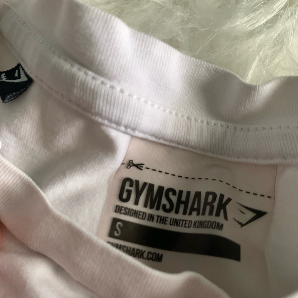 SOLD - Gymshark 🦈💓 Fraction Crop Top - Picture 3 of 5